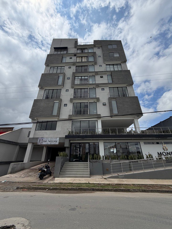 APARTAESTUDIO MONET 701 CAMPO BELLO 