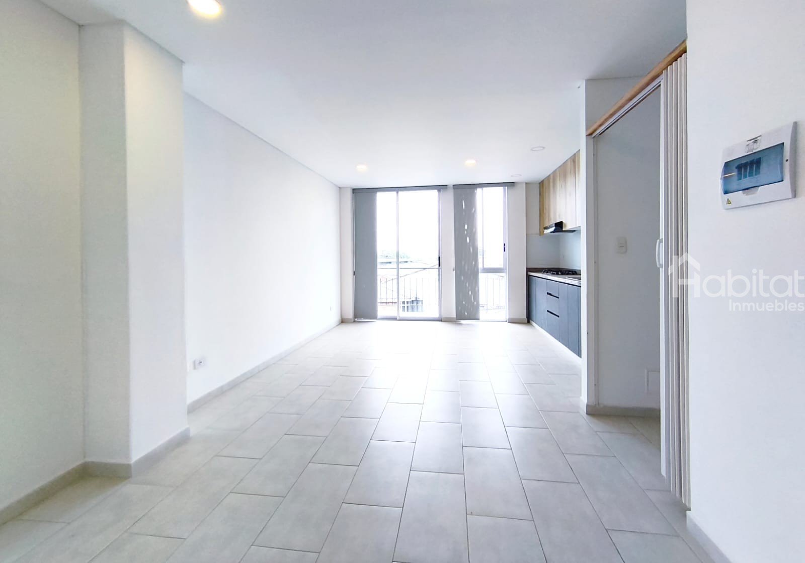 APARTA ESTUDIO BARRIO SANTA CLARA