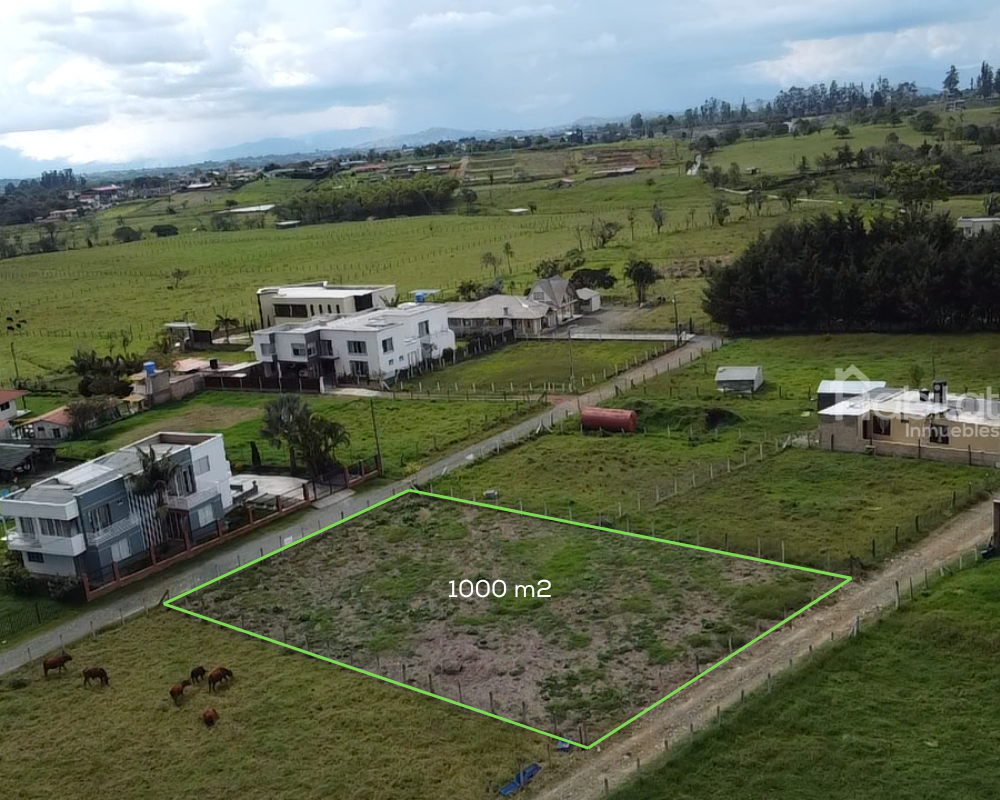 EN VENTA LOTE EN GENAGRA