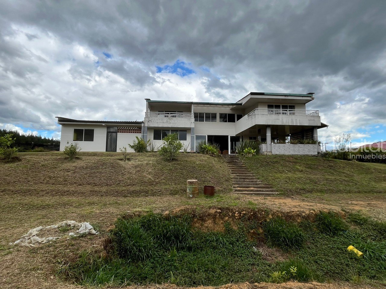 PARCELA 4000m2 CIUDAD VERDE