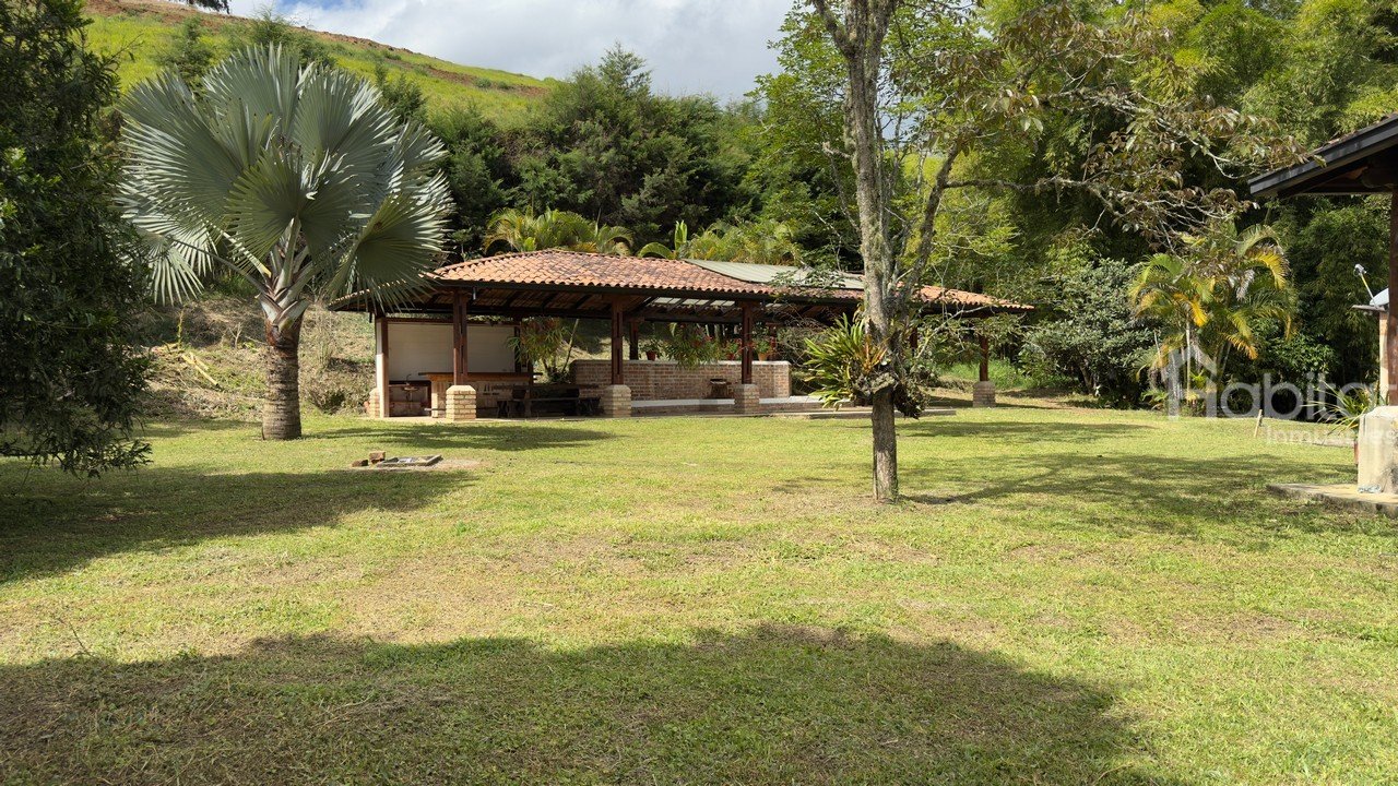 CASA CAMPESTRE VIA A TIMBIO