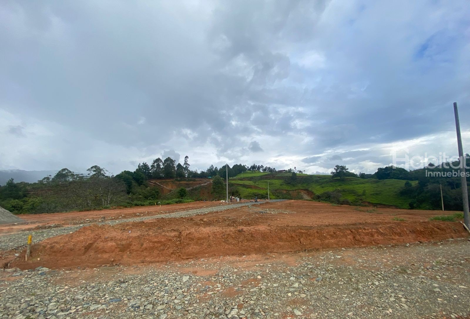 LOTE SOBRE VIA PANAMERICANA POPAYAN- CALI