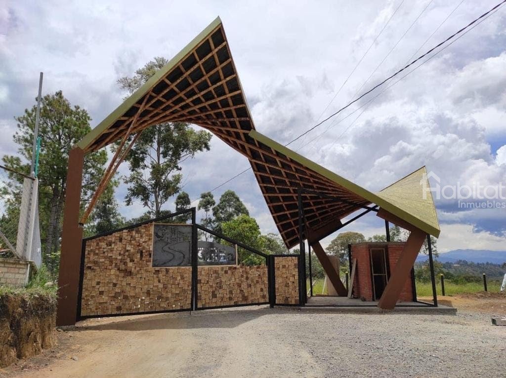 LOTE EN PARCELACION LA SUIZA