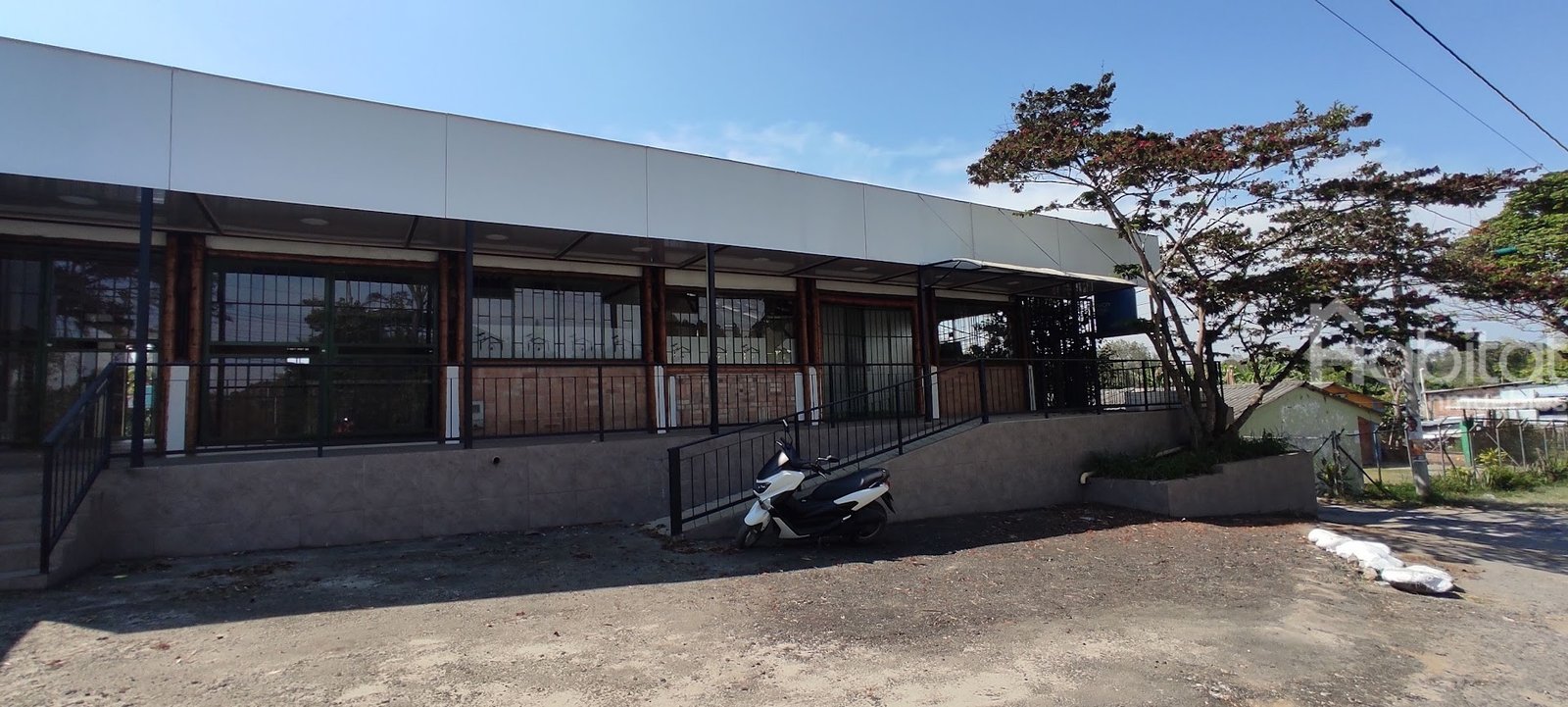 SE ARRIENDA LOCAL 2 EN RIO BLANCO