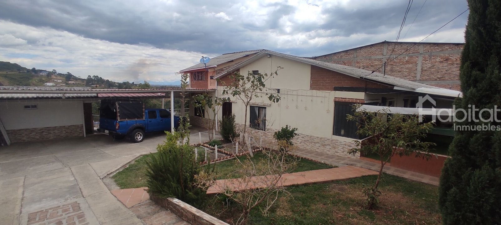 CASA TIPO CAMPESTRE EN LA PAZ