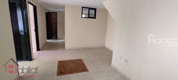 CASA ESQUINERA BIFAMILIAR SAN IGNACIO